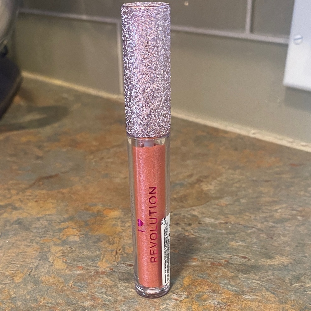 Revolution Angel Metallic ‘Heavenly’ Lip Gloss NWOT